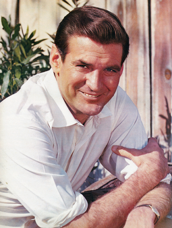 Rod Taylor as Travis McGee